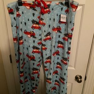 NYC Underground Printed Holiday Christmas Winter Plush Red Trucks PJ Pant 3X.